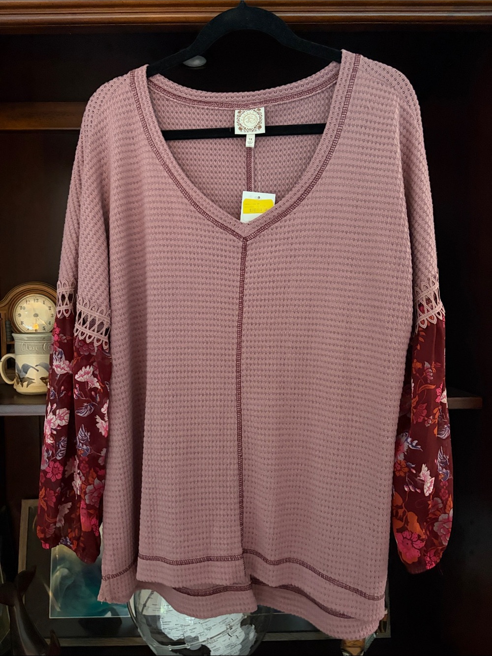 Mauve V‑Neck Waffle Knit Top with Floral Bishop Sleeves